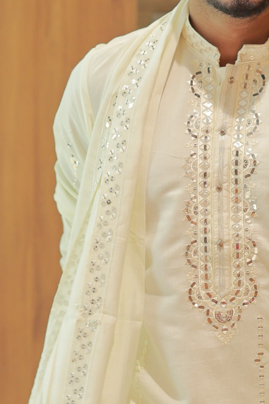 Men's Ivory Embroidered Kurta Set with Dupatta